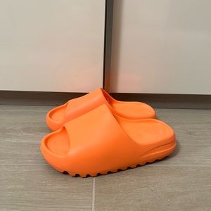 Yeezy Slides